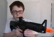 Šokující video - aneb zbraně nepatří do rukou dětem
